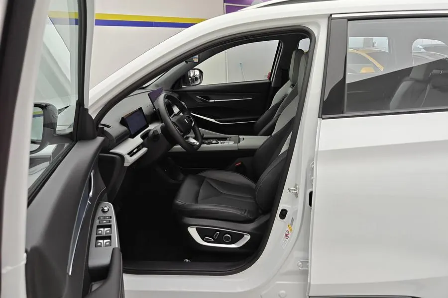 ChangAn 2026 CS75 PLUS 1.5T Smart Champion Edition New Blue Whale Smart Navigation Automatic Gear 5