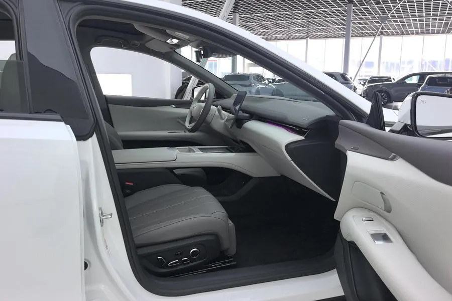 ChangAn Deepal 2026 L 07 240Ultra Huawei Gankun Zhijia ADS SE Edition Automatic Gear 5