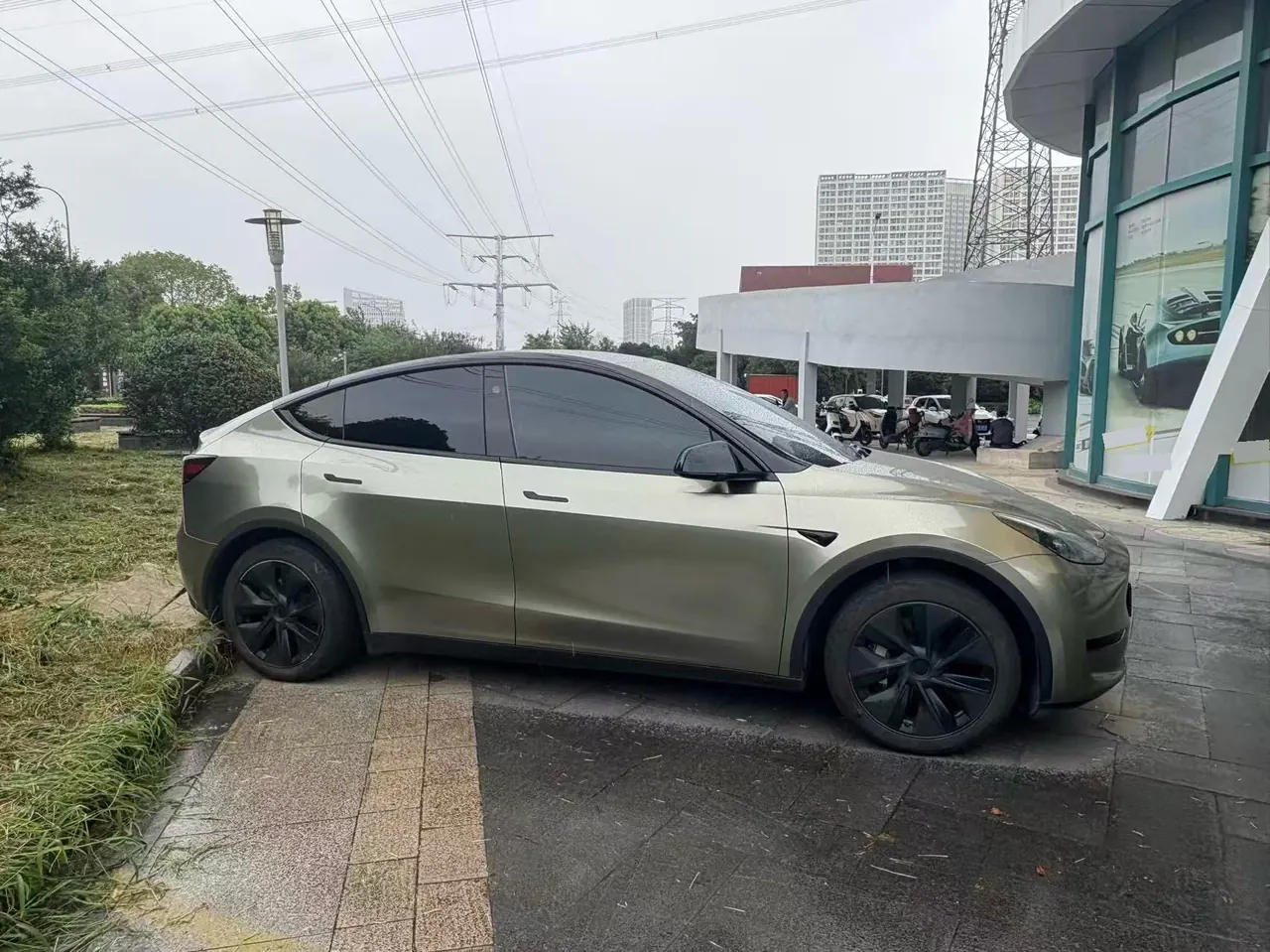 Tesla 2024 Model Y rear-wheel drive version automatic transmission 4
