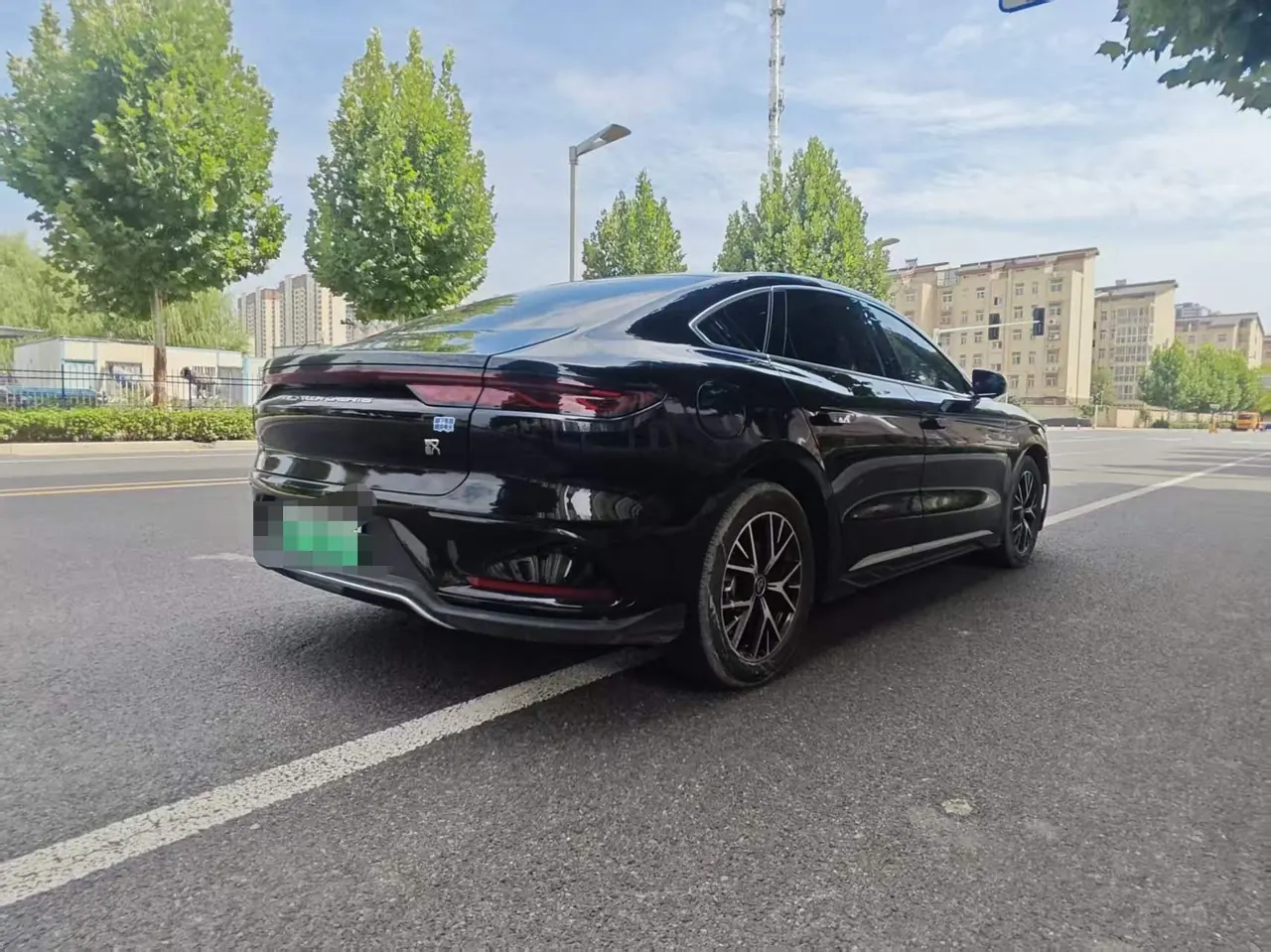 BYD 2022 Han DM-i 1.5T stepless 121KM noble automatic gear 4