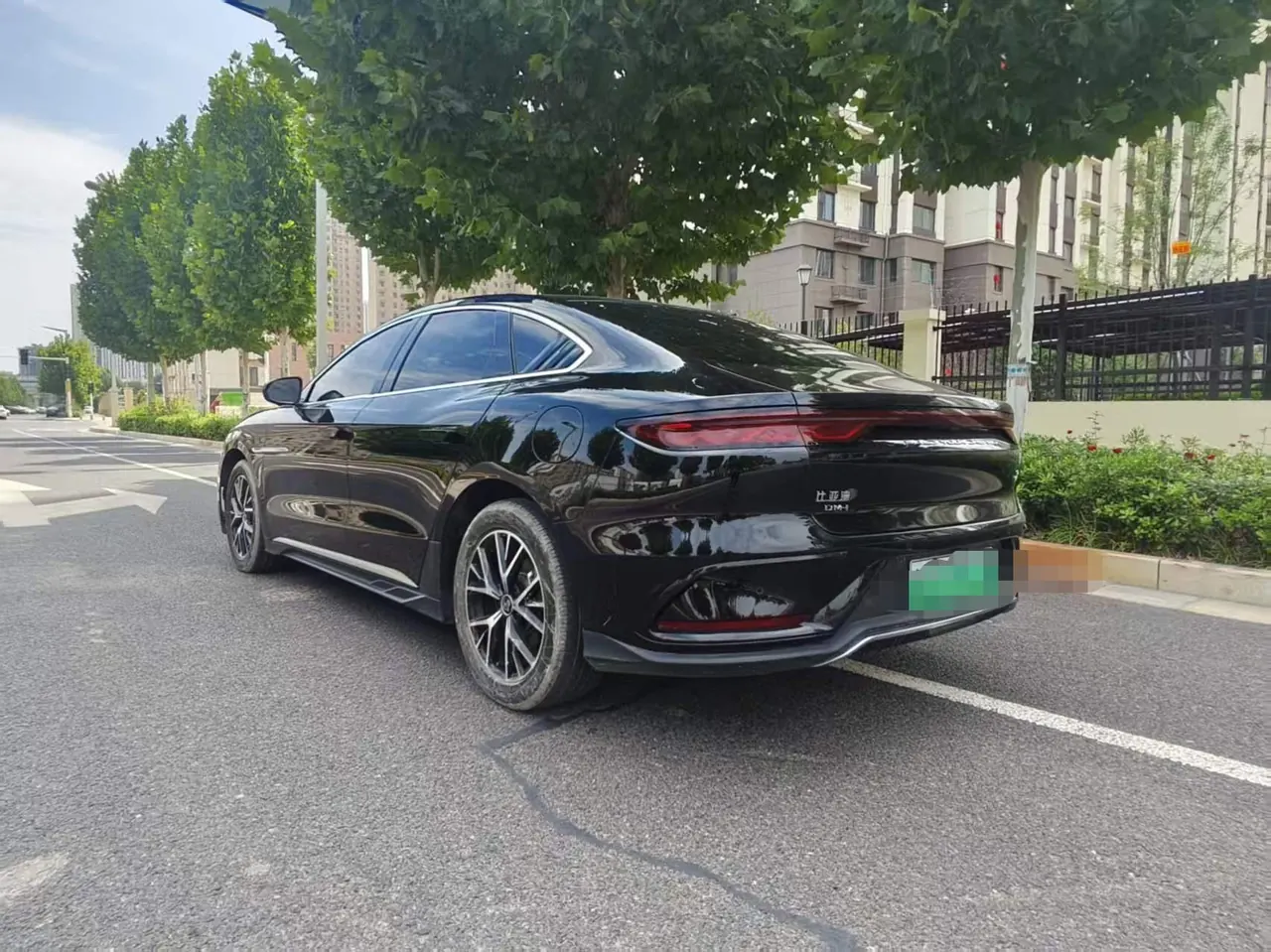 BYD 2022 Han DM-i 1.5T stepless 121KM noble automatic gear 6
