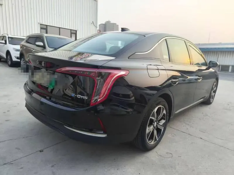 HongQi 2024 E-QM 5 450km Travel Edition Automatic Gear 7