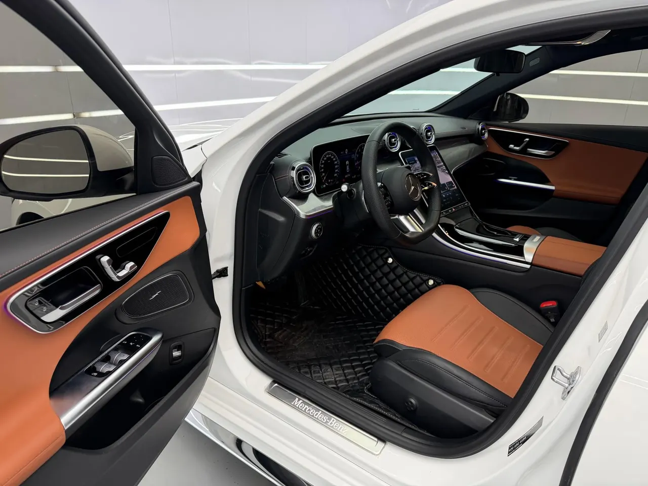 Mercedes Benz Class C 2024 C 260 L 48V 1.5T Sports Edition (Modified 3) Automatic Gear 4