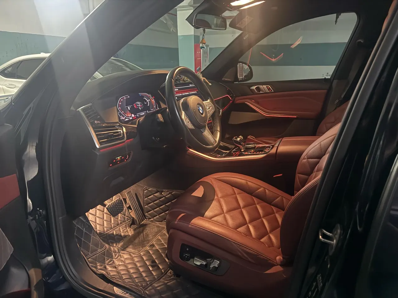 BMW 2022 X5 xDrive40Li 48V 3.0T M sports suit (modified) automatic gear 5