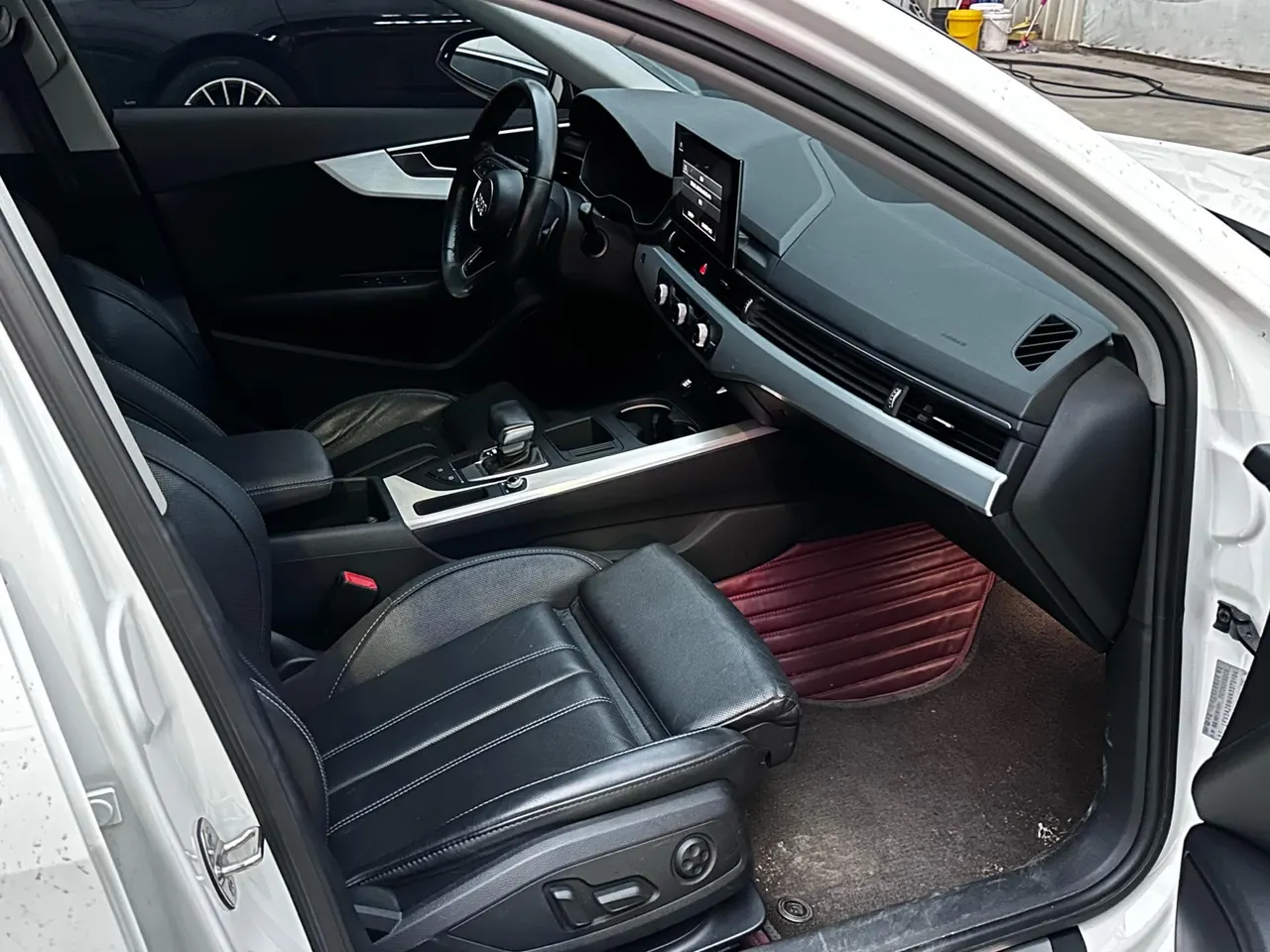Audi 2022 A4L 2.0TFSI 40TFSI Fashion Dynamic Automatic 3