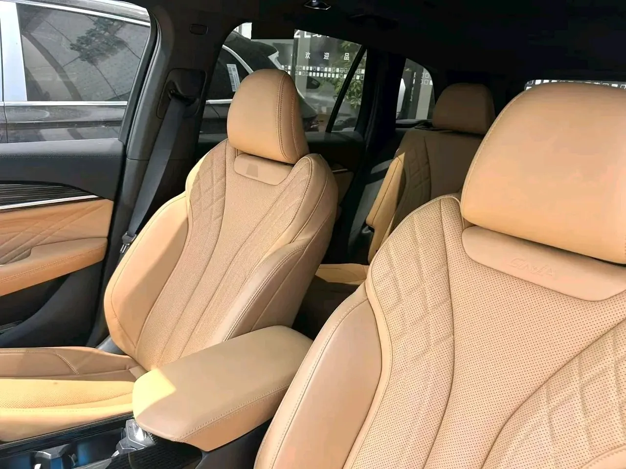 Geely 2024 XingyueL (Monjaro) Zhiqing 1.5T Tiangong Edition Automatic Gear 4