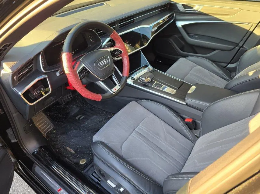 Audi 2024 A6L 2.0TFSI 45TFSI Quattro Selected Dynamic Automatic 3