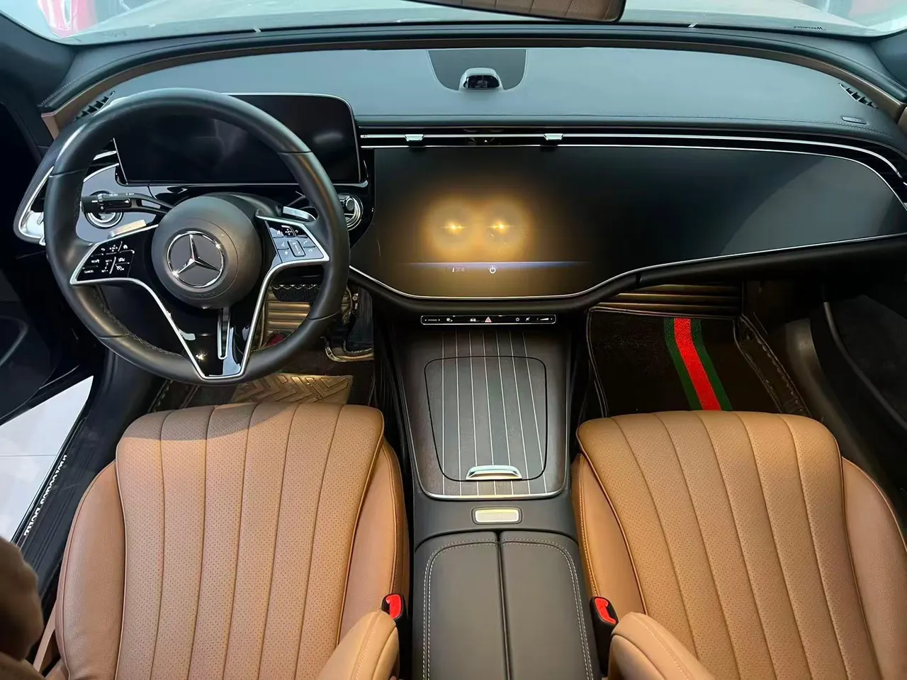 Mercedes Benz E Class 2024 E 300 L 48V 2.0T Luxury Automatic Gear 5