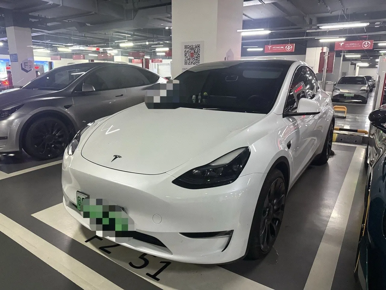 Open image lightbox: Tesla 2024 Model Y Performance High Performance Edition Automatic Gear