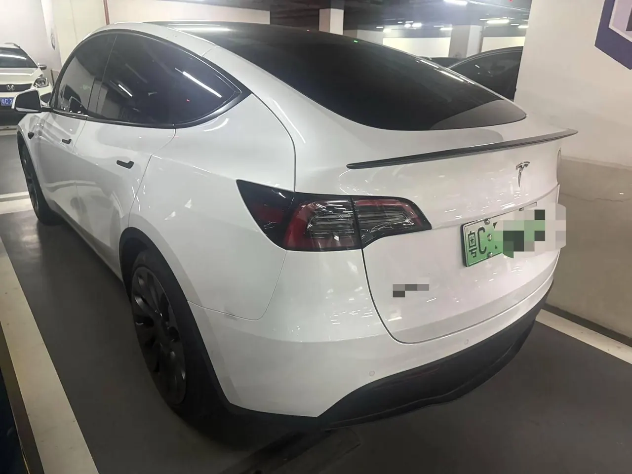 Tesla 2024 Model Y Performance High Performance Edition Automatic Gear 3