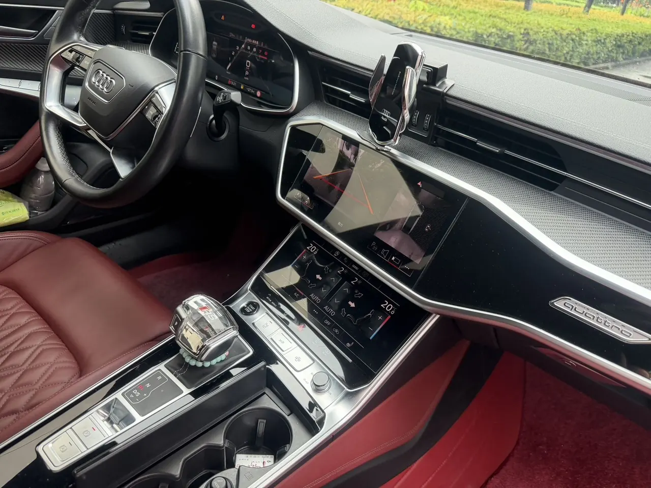 Audi 2024 A7L 2.0TFSI 45TFSI Quattro Black Samurai Edition Automatic Gear 3