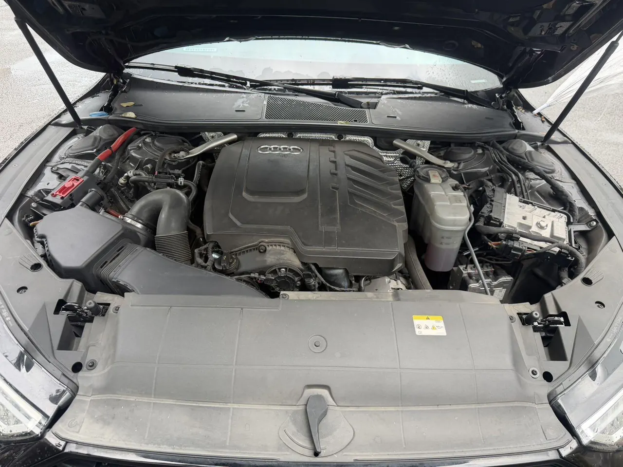 Audi 2024 A7L 2.0TFSI 45TFSI Quattro Black Samurai Edition Automatic Gear 5
