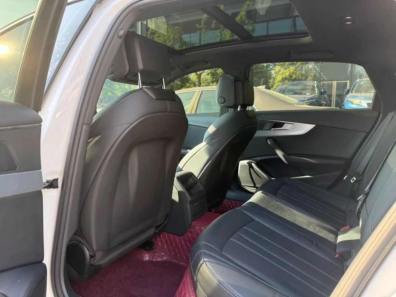 Audi 2022 A4L 2.0TFSI 40TFSI Fashion Dynamic Automatic 5
