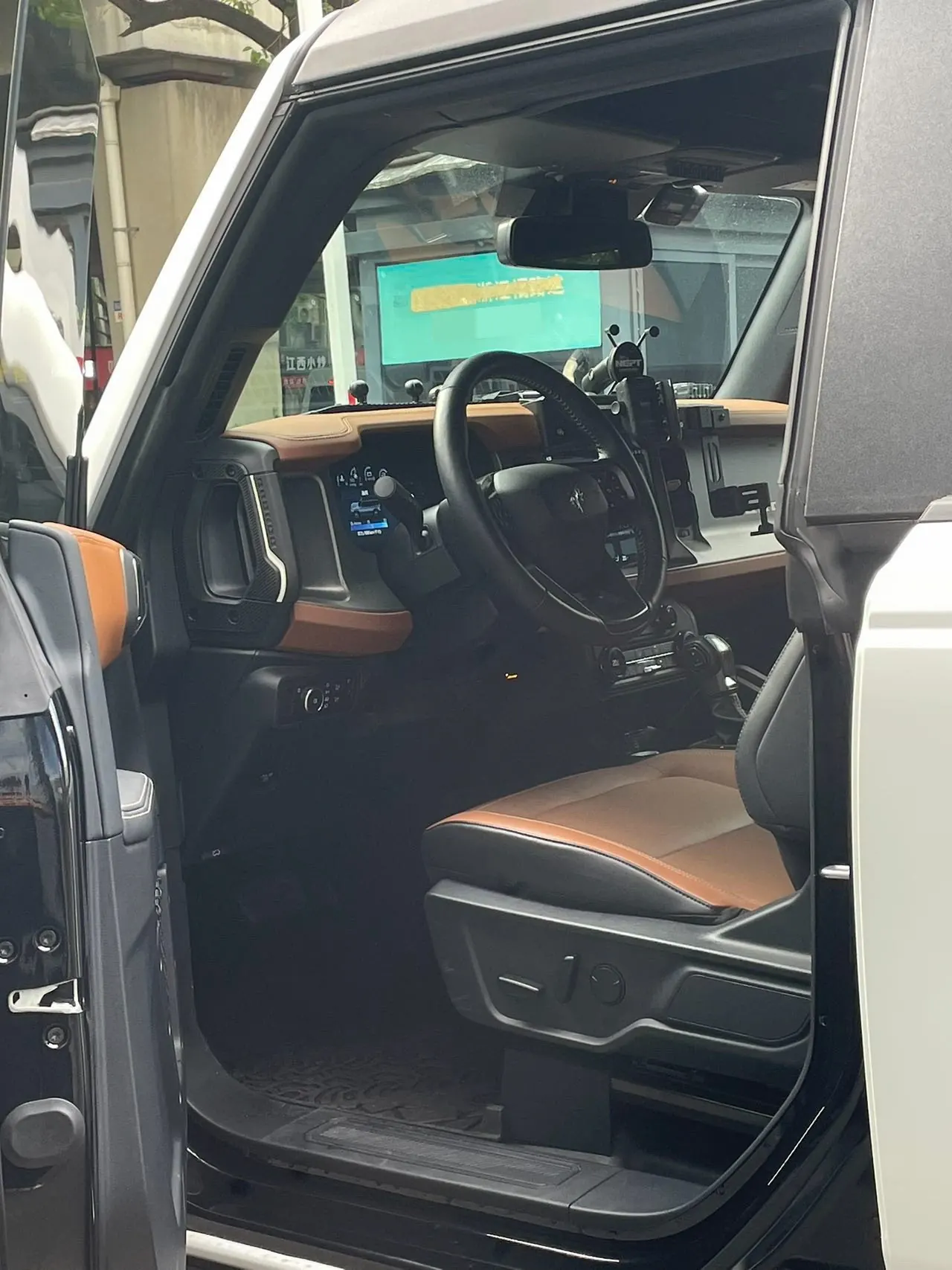 Ford 2024 Liema 2.3T Long Beach Automatic Gear 8