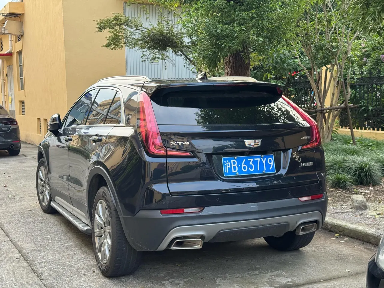 Cadillac 2021 XT4 2.0T 28T Two-Drive Leading Automatic Gear 4