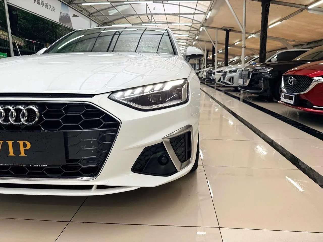 Open image lightbox: Audi 2020 A4L 2.0TFSI 40TFSI Fashion Dynamic Automatic