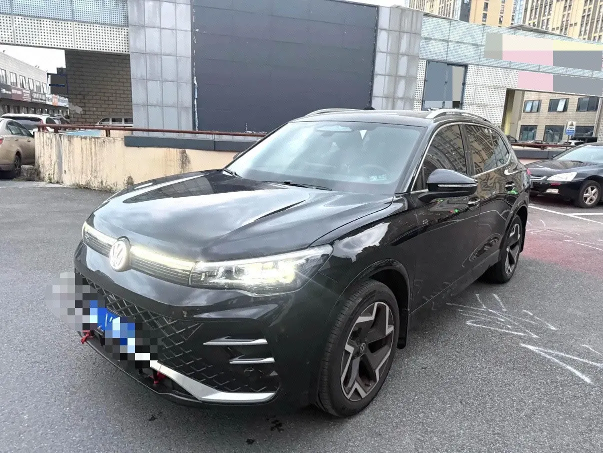 打开图片灯箱:Volkswagen 2026 Tiguan L PRO 2.0TSI 380TSI Two-Drive R-Line Pilot Edition Automatic Gear