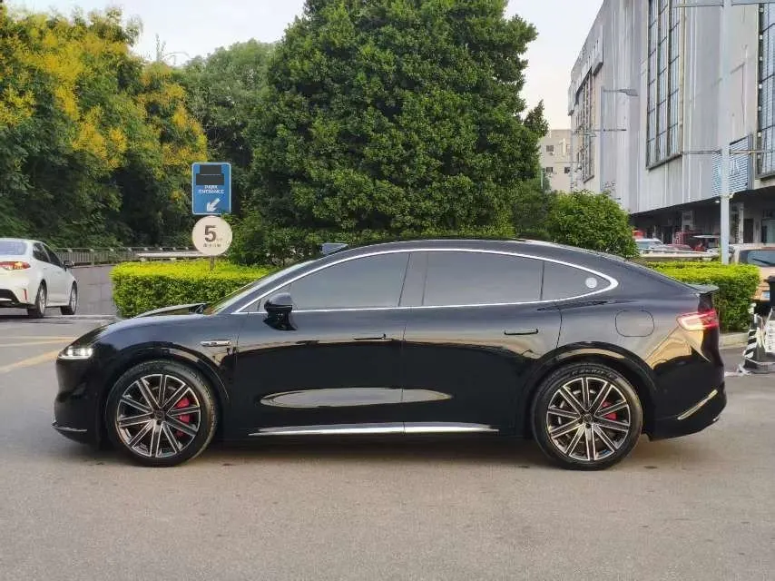 Intellectual 2024 R 7 736km UItra automatic gear 3