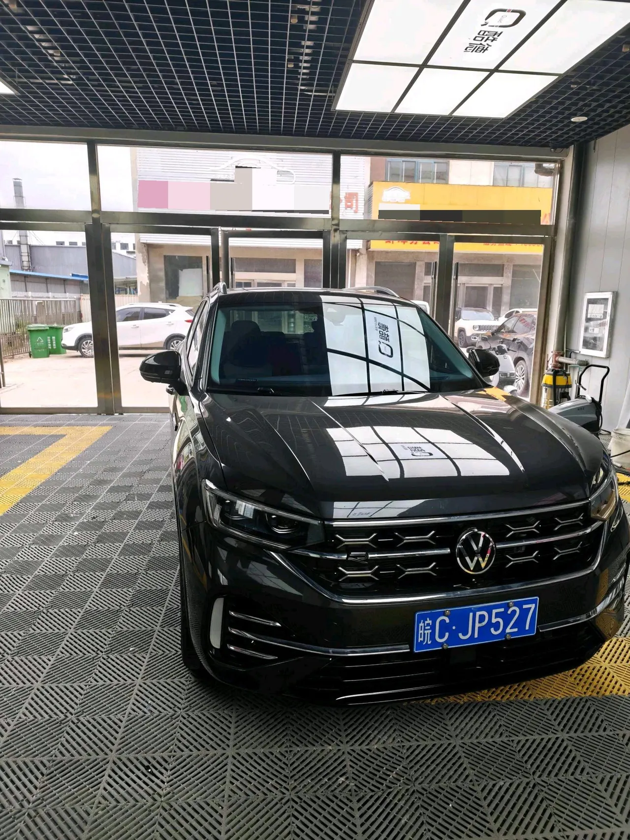 Volkswagen 2024 Tanyue 2.0TSI 330TSI Two-Drive R-Line High-Energy Edition Automatic Gear 7