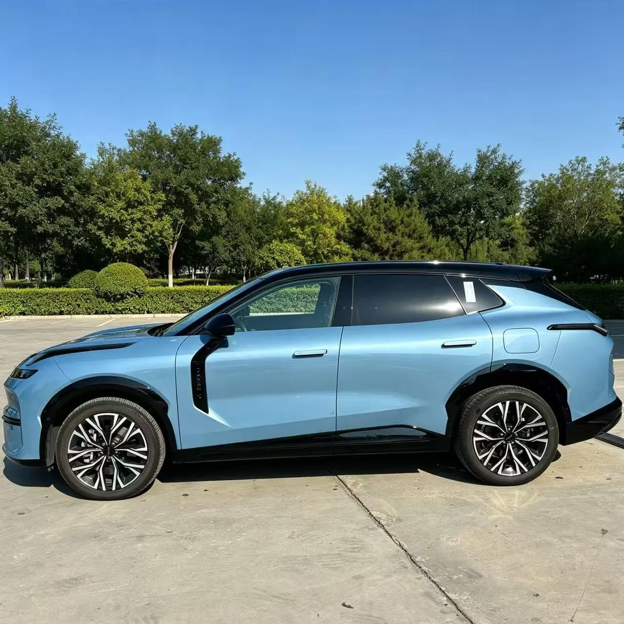 LYNK&amp;CO 2026 LYNK&amp;CO 08 EM-P 1.5T 210 Four-wheel Drive Performance Ultra H7 Automatic Gear 2