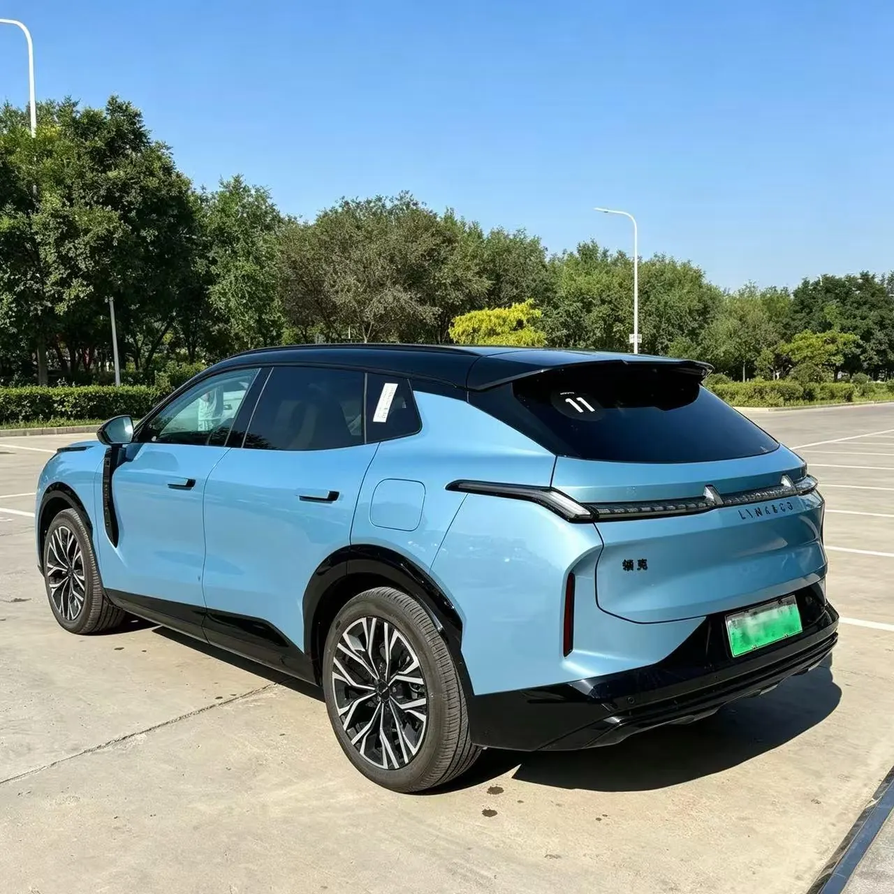 LYNK&amp;CO 2026 LYNK&amp;CO 08 EM-P 1.5T 210 Four-wheel Drive Performance Ultra H7 Automatic Gear 5