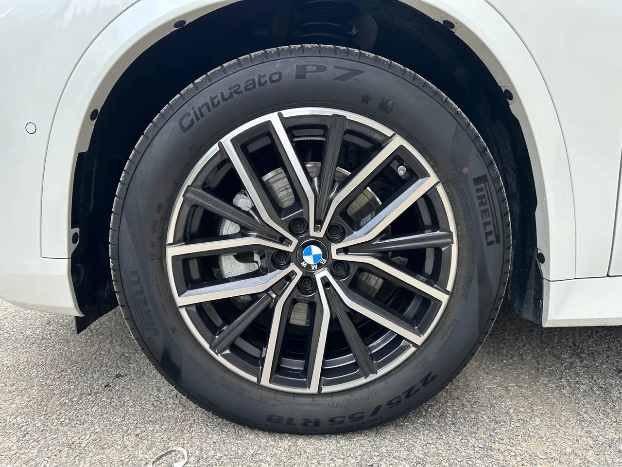 BMW 2026 iX1 eDrive25L eDrive25L m sports suit automatic gear 18