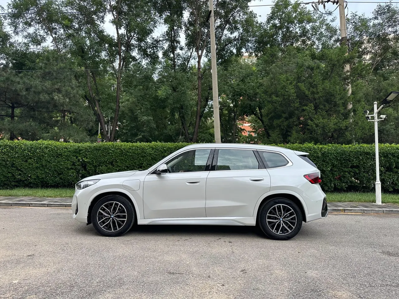 BMW 2026 iX1 eDrive25L eDrive25L m sports suit automatic gear 3