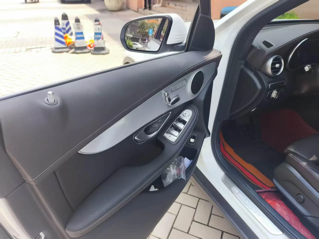 Mercedes Benz 2022 GLC 260 L 4MATIC 2.0T Dynamic (Modified 3) Automatic 3