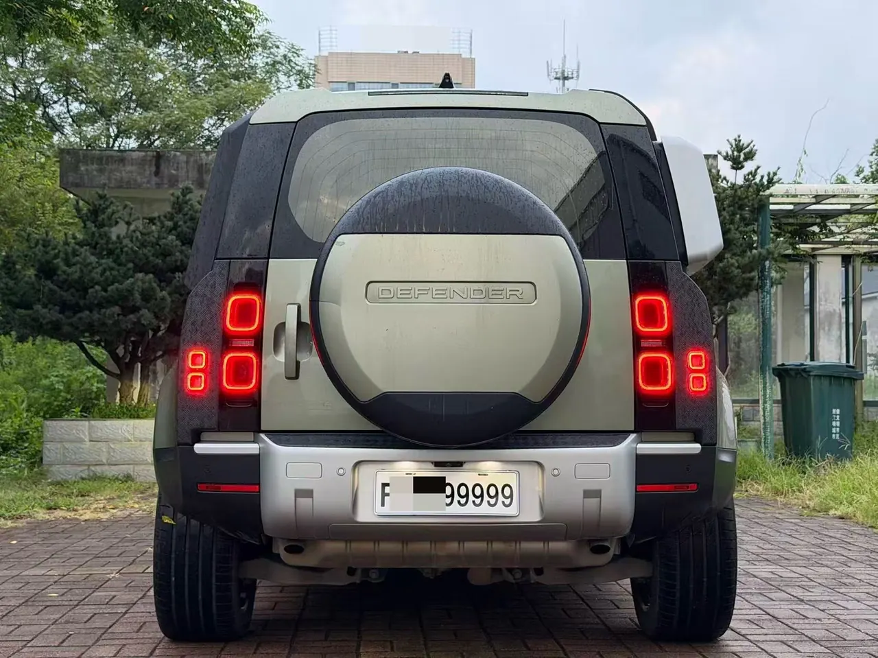 Land Rover Guard (Imported) 2020 Guard 110 3.0T X P400 Automatic Gear 8