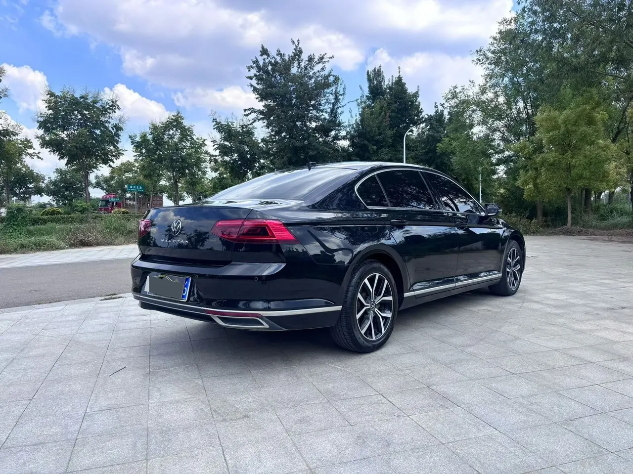Volkswagen 2020 Magotan 1.4TSI 280TSI Leading Automatic Transmission 5