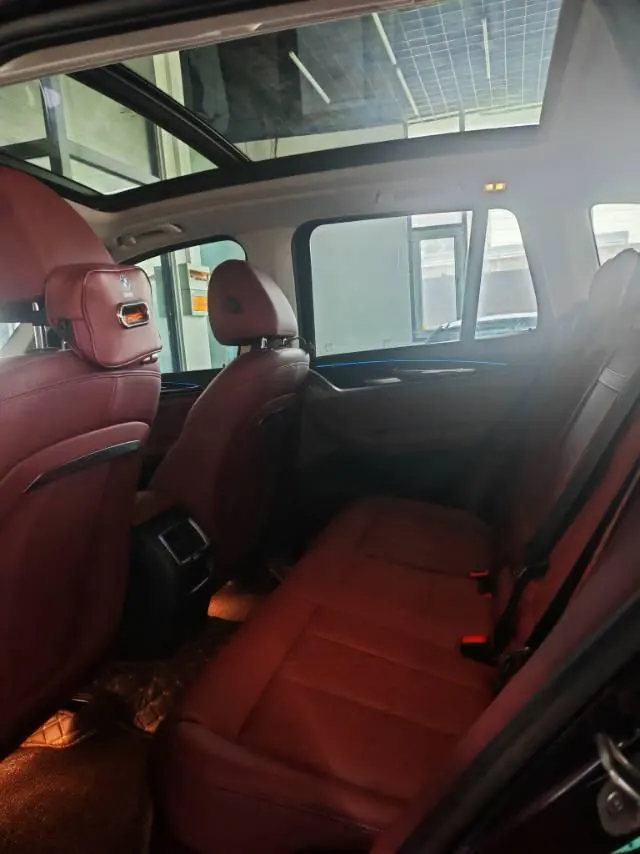 BMW 2024 iX3 leading automatic 8
