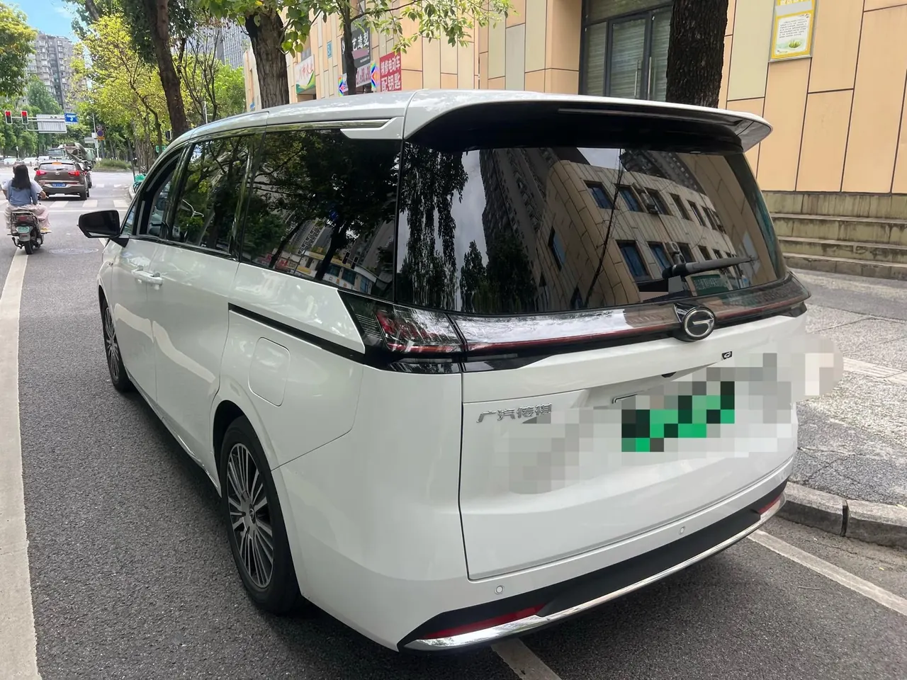 GAC Trumpchi 2024 E8 2.0 150km MAX Automatic Transmission 2