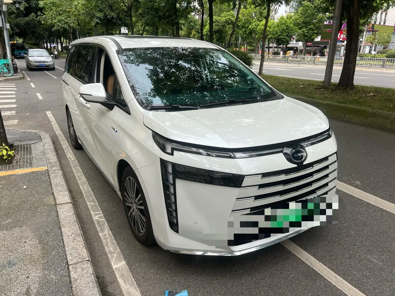GAC Trumpchi 2024 E8 2.0 150km MAX Automatic Transmission 9