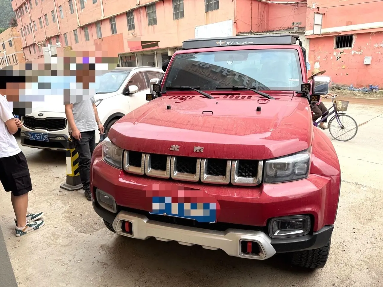 Beijing 2024 BJ40 2.0T Urban Hunter Honor Edition Automatic Transmission 2