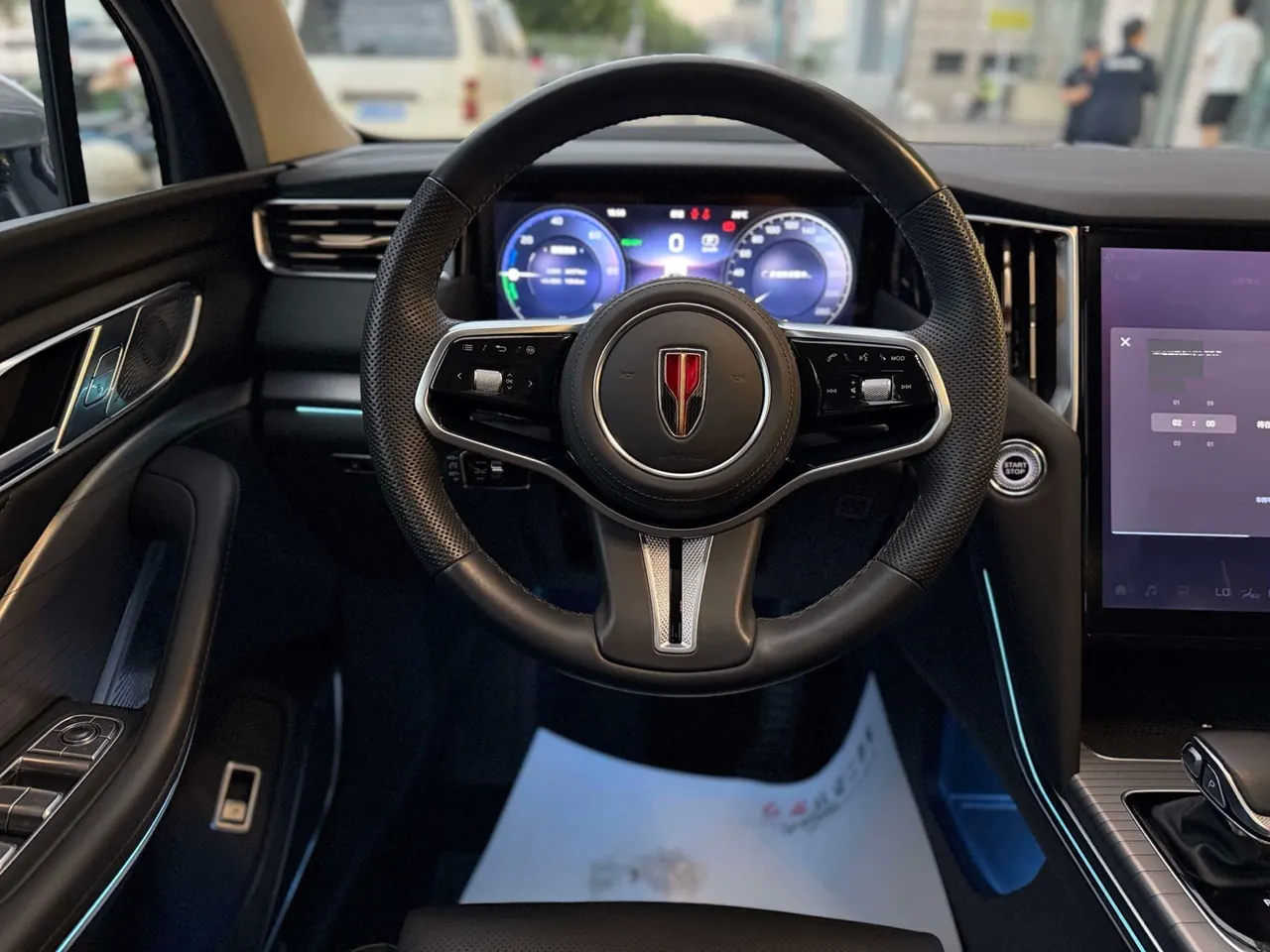 HongQi 2024 HS7 PHEV 2.0T 4-wheel drive flag collar version 6-seat automatic gear 13