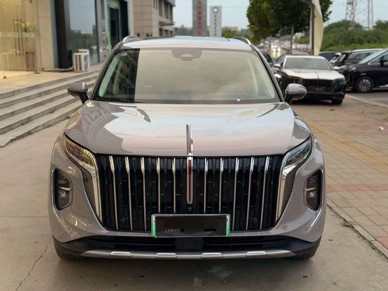 HongQi 2024 HS7 PHEV 2.0T 4-wheel drive flag collar version 6-seat automatic gear 3