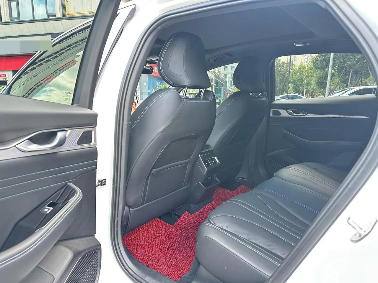 Geely 2025 Star Rui 1.5TD Oriental Obsidian Kunlun Edition Automatic Gear 5