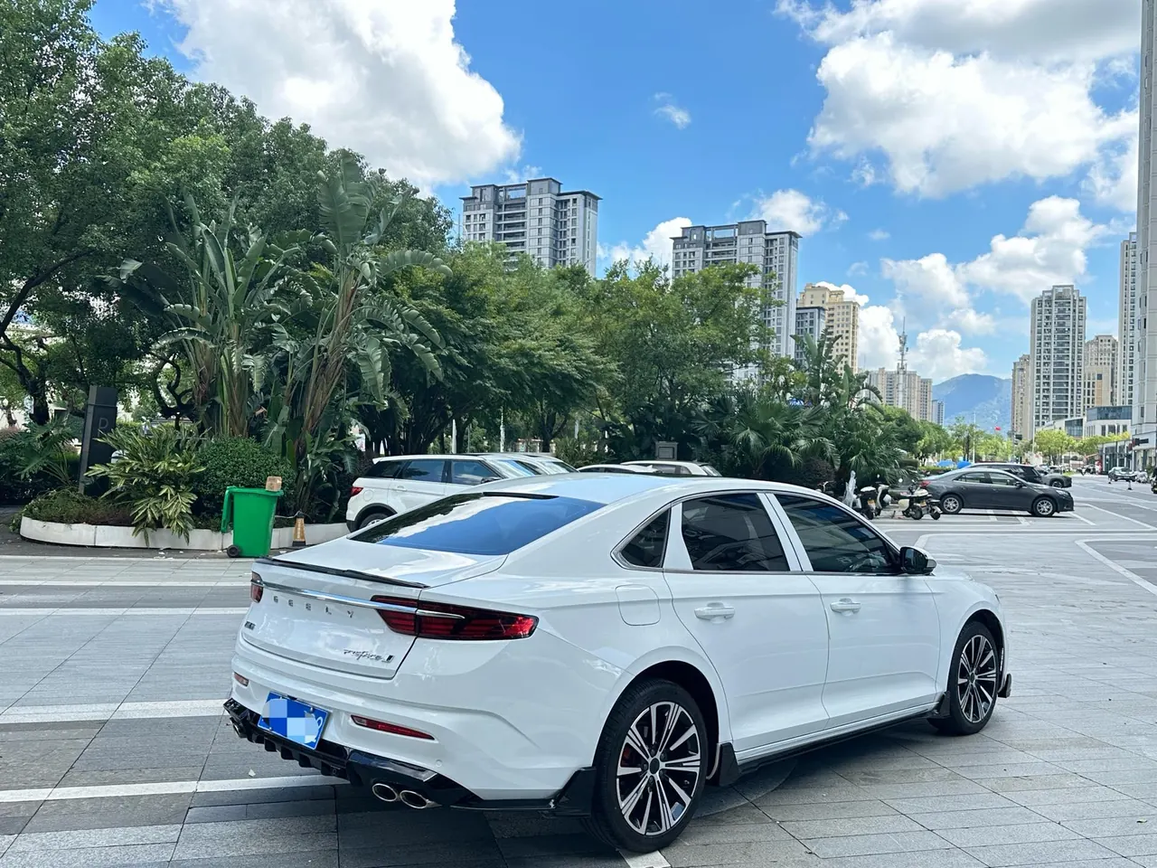 Geely 2025 Star Rui 1.5TD Oriental Obsidian Kunlun Edition Automatic Gear 9