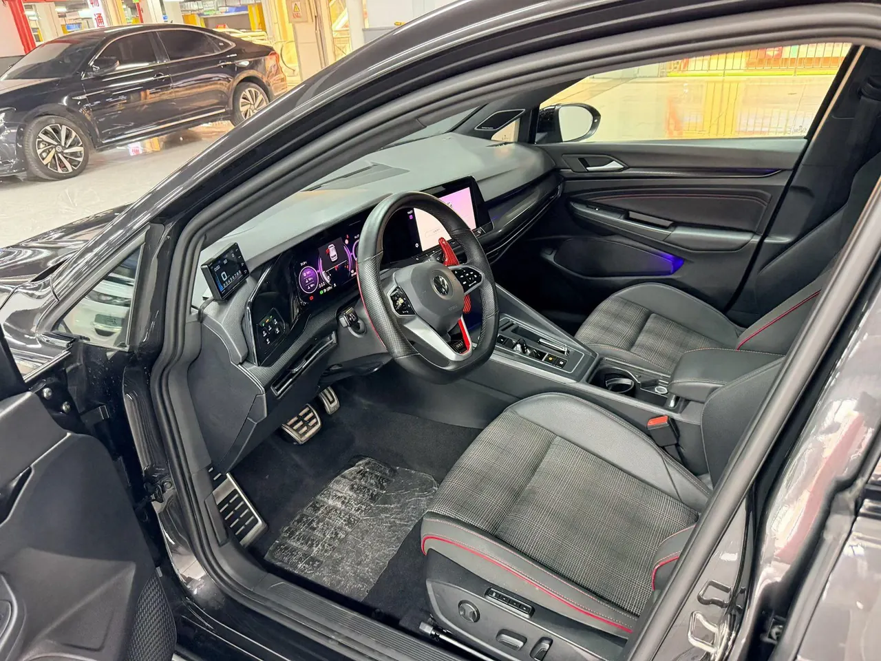 Volkswagen 2021 Golf GTI 2.0TSI Automatic 5