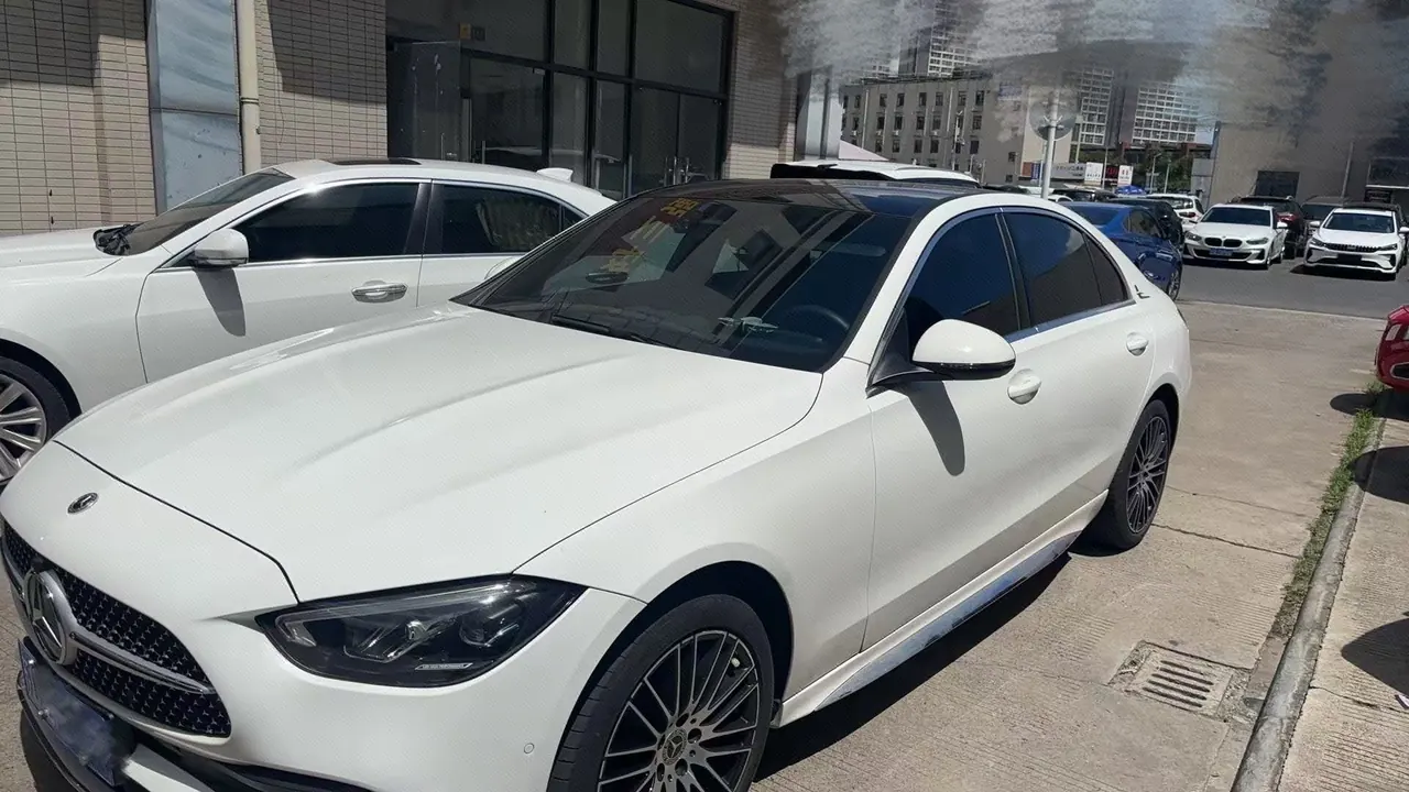 打开图片灯箱:Mercedes Benz Class C 2022 C 260 L 48V 1.5T (modified) automatic gear