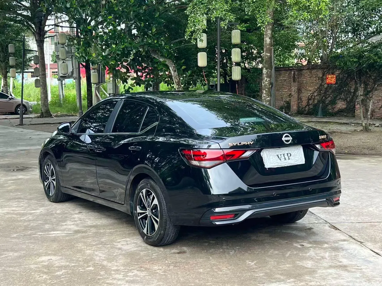 Nissan 2023 Sylphy 1.6 Stepless Black Gold Edition Automatic Gear 9