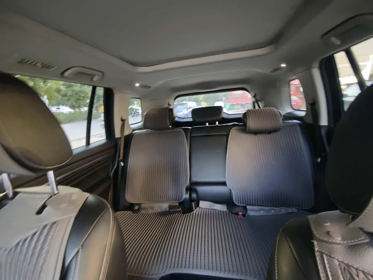 Chuanqi 2020 GS8 2.0T 390T Two-Drive Deluxe Zhilian Commemorative Edition Seven-seat Automatic Gear 16