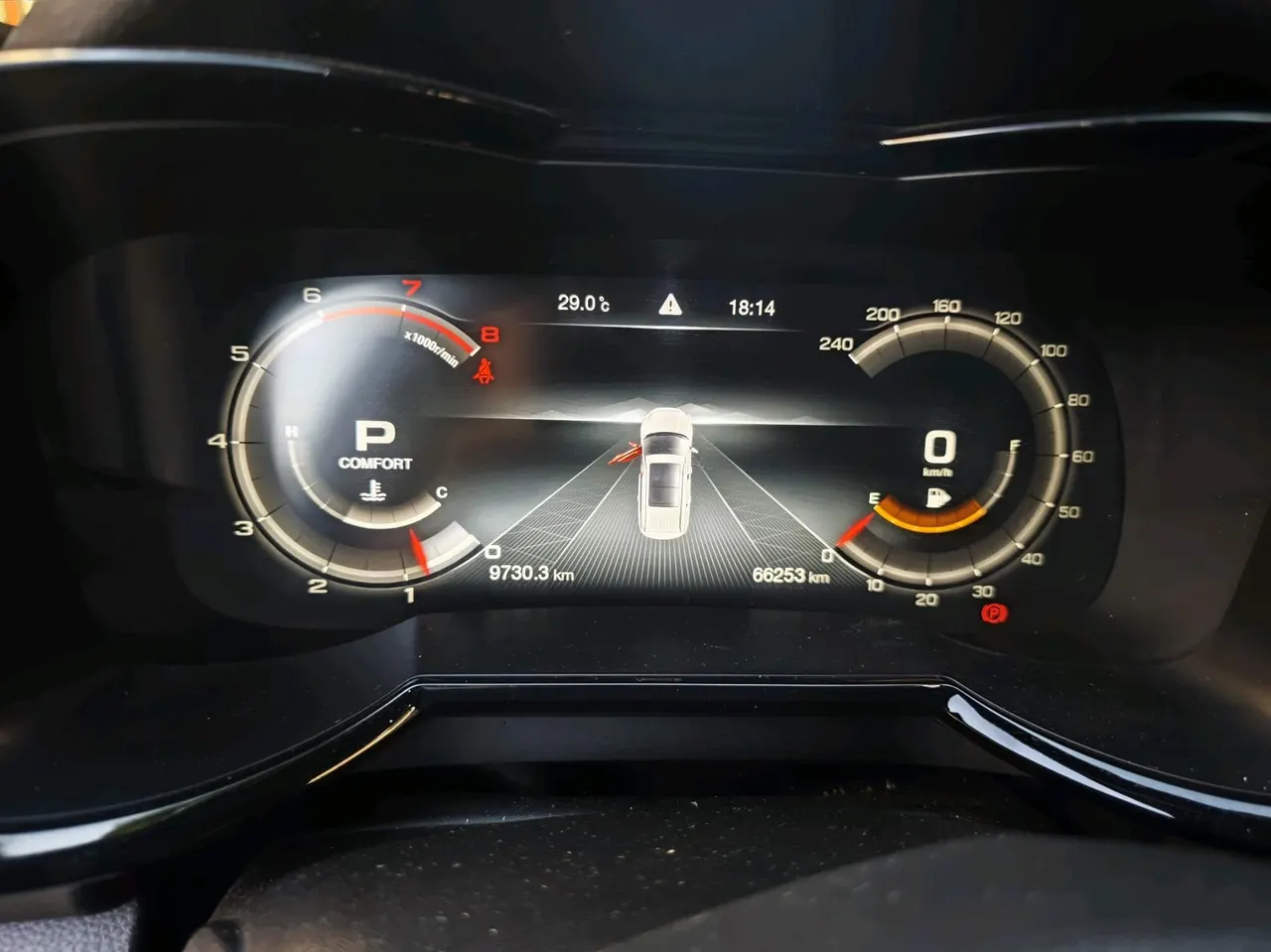 Chuanqi 2020 GS8 2.0T 390T Two-Drive Deluxe Zhilian Commemorative Edition Seven-seat Automatic Gear 17