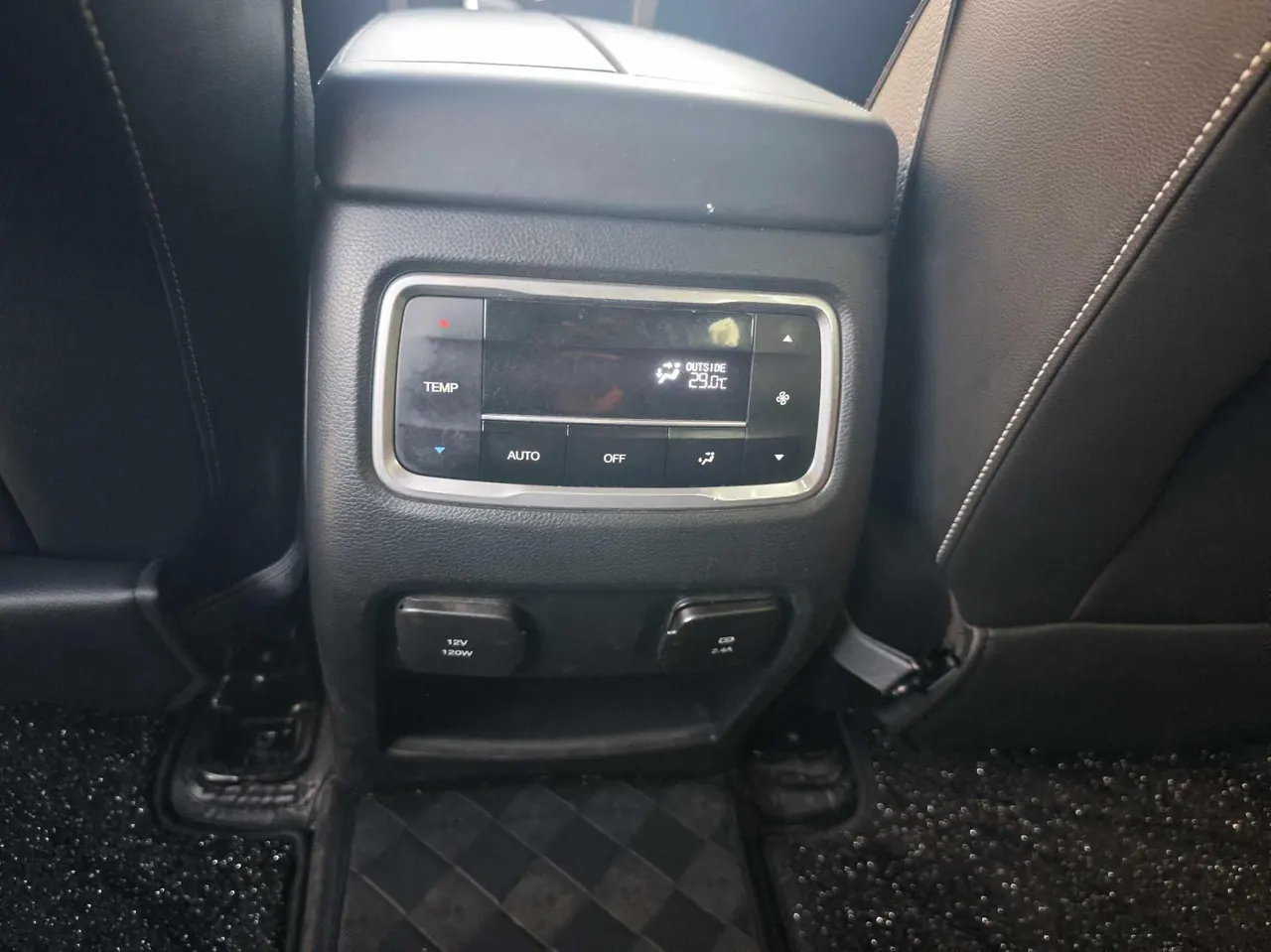 Chuanqi 2020 GS8 2.0T 390T Two-Drive Deluxe Zhilian Commemorative Edition Seven-seat Automatic Gear 6