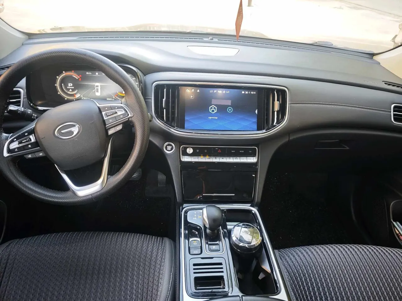 Chuanqi 2020 GS8 2.0T 390T Two-Drive Deluxe Zhilian Commemorative Edition Seven-seat Automatic Gear 7