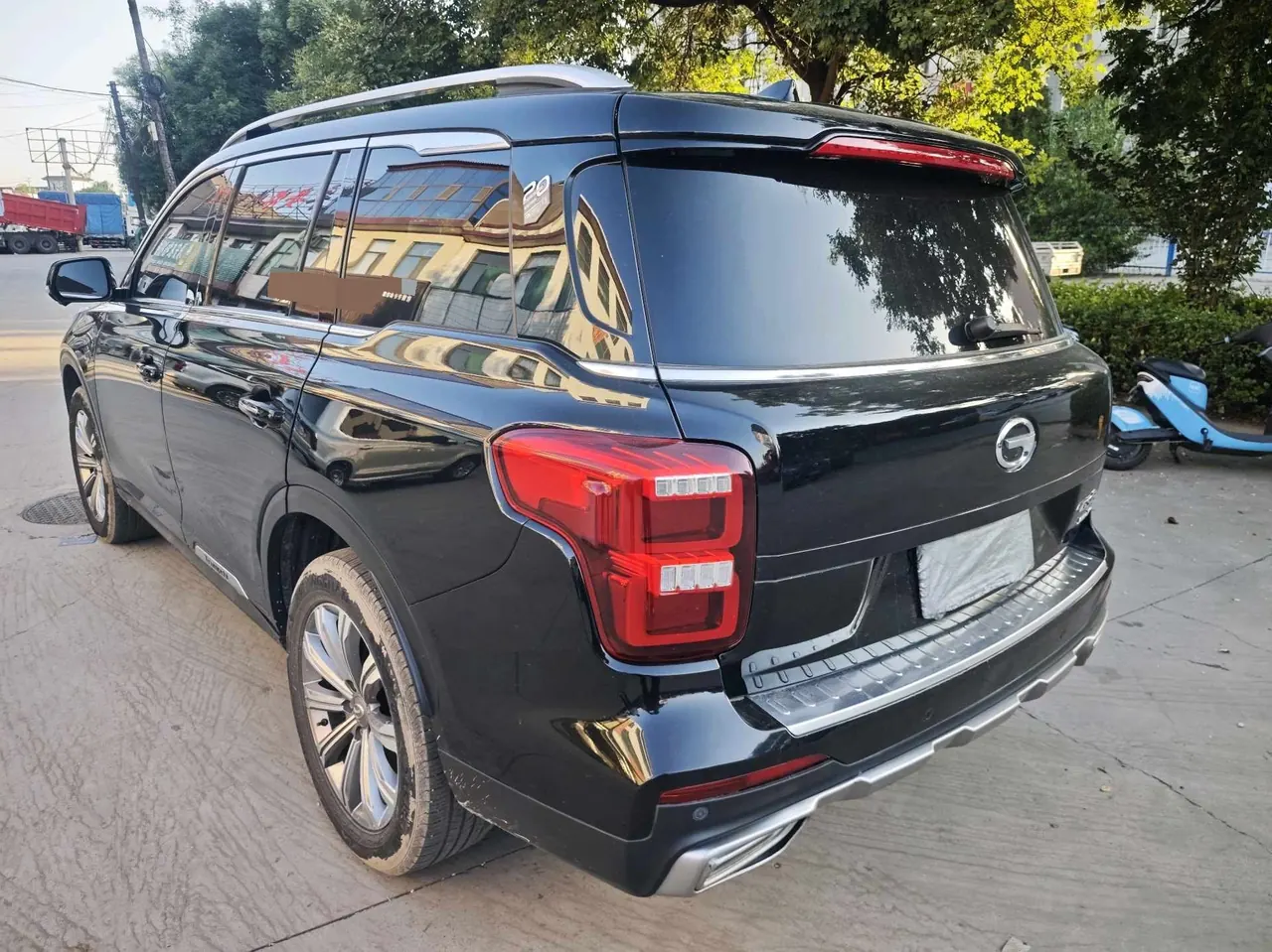 Chuanqi 2020 GS8 2.0T 390T Two-Drive Deluxe Zhilian Commemorative Edition Seven-seat Automatic Gear 9