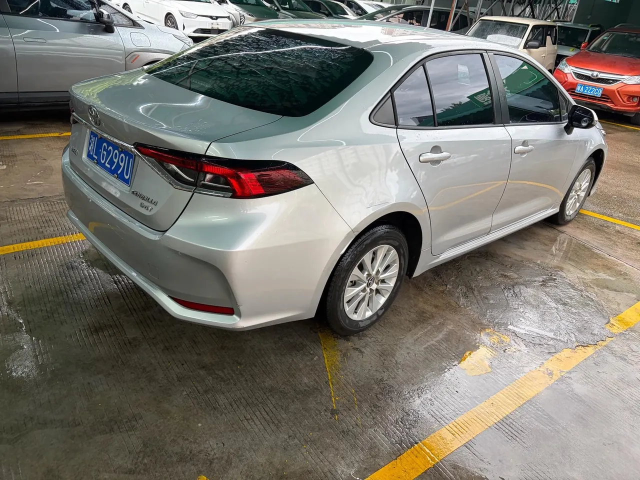 Toyota 2021 corolla 1.2T stepless elite version of automatic gear 4