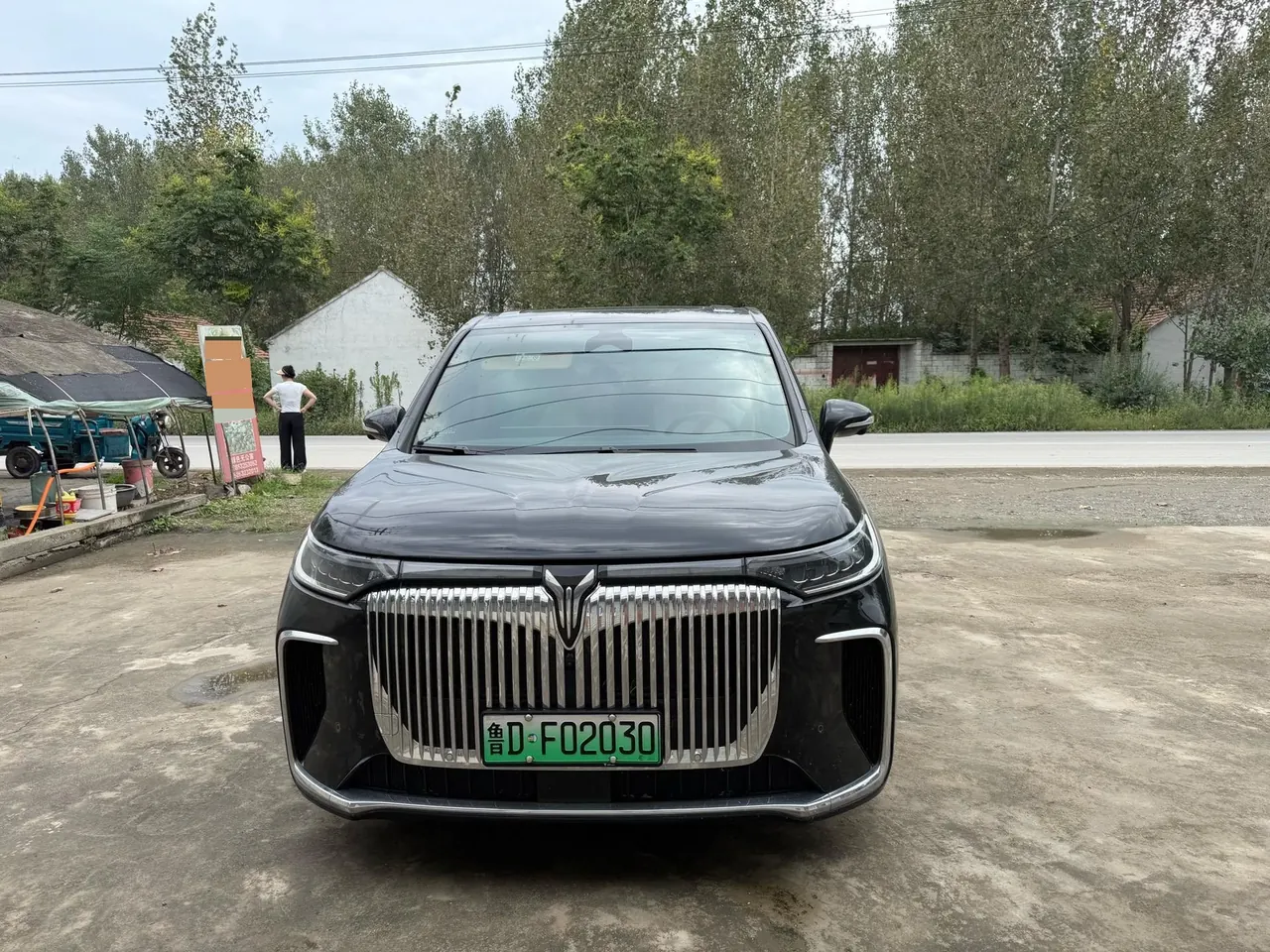 Voyah 2025 dreamers PHEV 1.5T four-wheel drive distinguished Kunpeng version automatic gear 4
