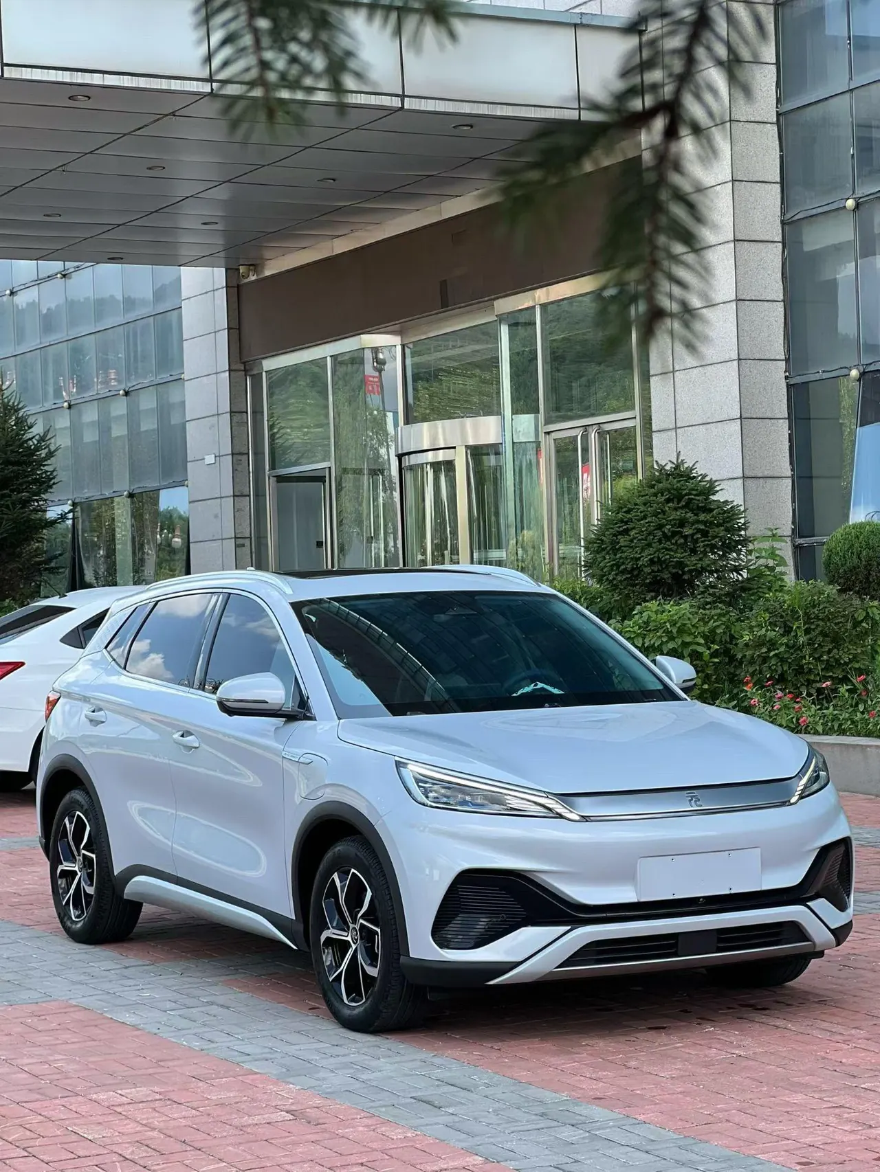 BYD yuan PLUS 2022 yuan PLUS 430KM luxury automatic gear 3