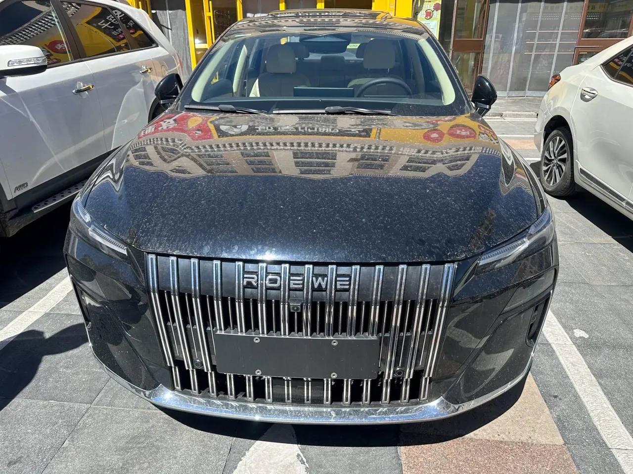 Roewe 2025 M7 DMH 1.5 160km Premium Edition Automatic Gear 3